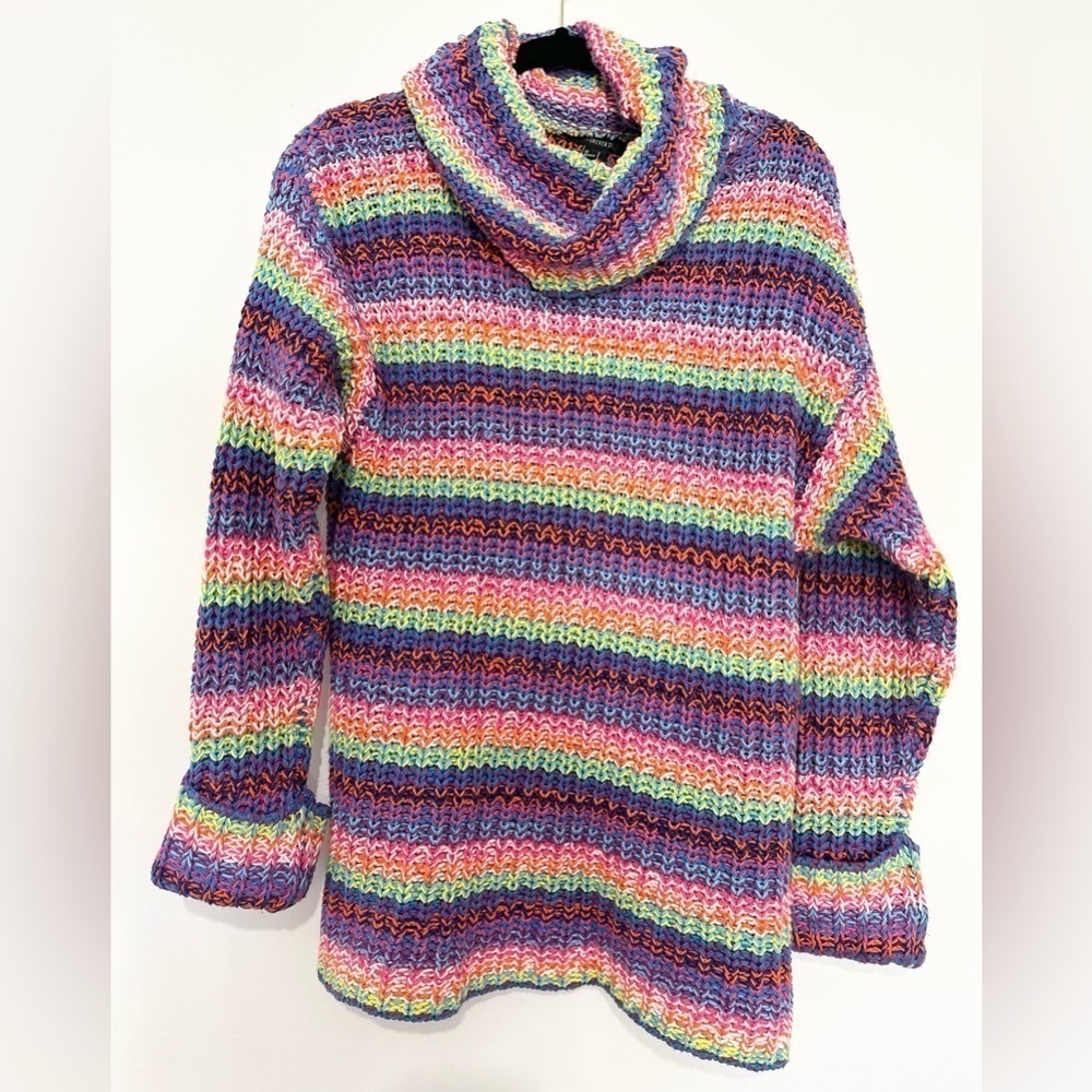 Forever 21 women’s sweater size small rainbow knit colorful turtleneck outdoors